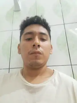 Snapshot of latinbigcock1_ chatting on 10.01.25 latinbigcock1 online show from 10.01.25