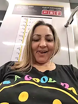 Lunita86 online show from 01.06.26