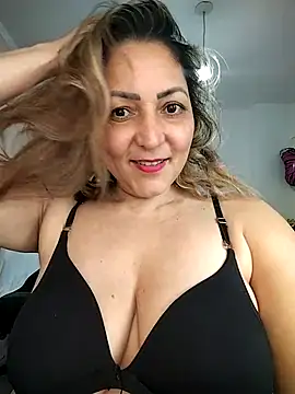 Lunita86 online show from 01.16.26