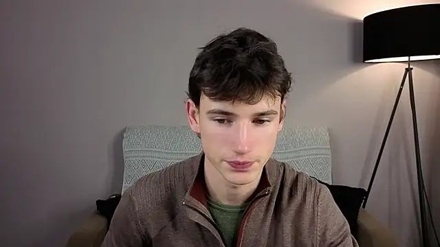 Snapshot of Max_Foks chatting on 12.19.25 Max Foks online show from 12.19.25