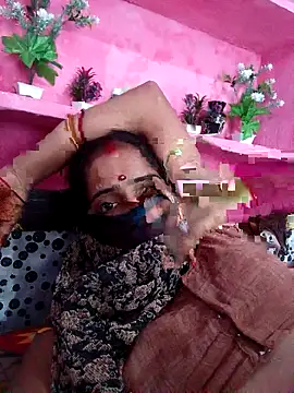 Snapshot of Sh_suhani chatting on 10.26.25 Sh suhani online show from 10.26.25