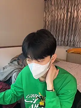 kai101010 online show from 02.10.26