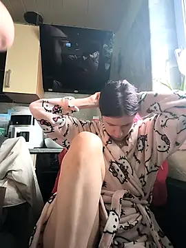 Hot SkinnyGirl online show from 02.18.26