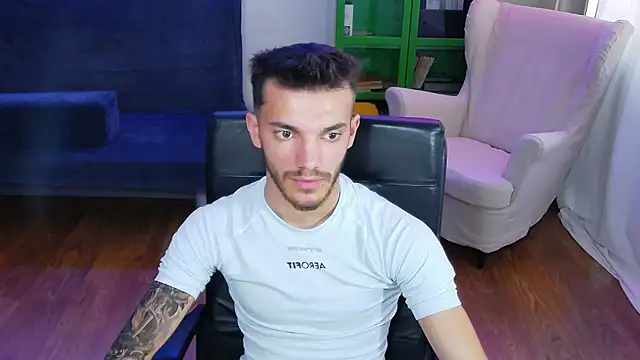 DominicValente online show from 10.20.25