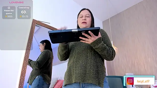 Lucy Lu17 online show from 01.10.26