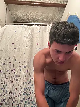 Snapshot of El_awo_ chatting on 02.13.26 El awo online show from 02.13.26