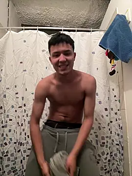 Snapshot of El_awo_ chatting on 03.04.26 El awo online show from 03.04.26