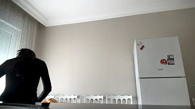 EmmaLeexth online show from 01.17.26