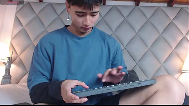 Clement Reyes online show from 10.16.25