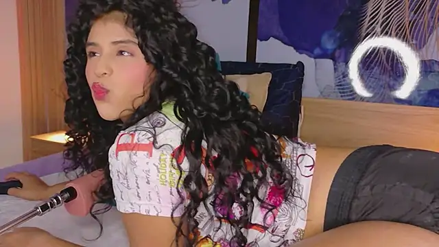 Snapshot of Anabacker01 chatting on 05.28.26 Anabacker01 online show from 05.28.26