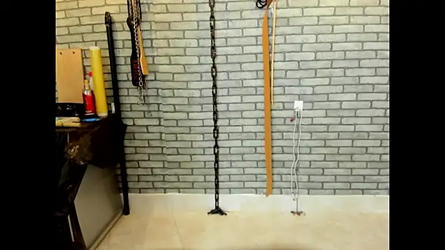 Snapshot of BDSM_MEDUZA chatting on 11.21.25 BDSM MEDUZA online show from 11.21.25