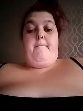 SassyClassyxox online show from 10.15.25