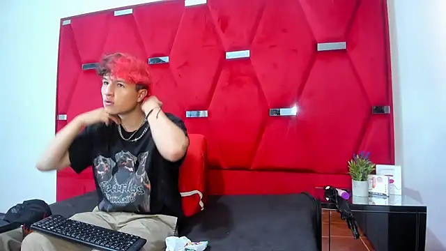 ANLLELOAndANGELA online show from 09.30.25