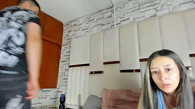 Snapshot of ANLLELOAndANGELA chatting on 04.22.26 ANLLELOAndANGELA online show from 04.22.26