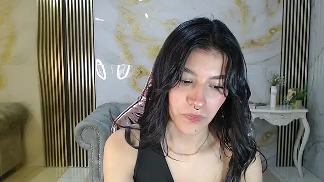 helena1 s online show from 10.18.25