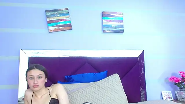 Emily Swiftt online show from 11.26.25