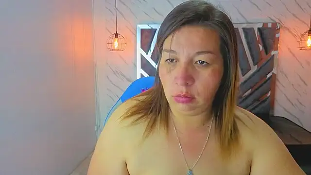 Snapshot of MaylinRosse_ chatting on 06.24.26 MaylinRosse online show from 06.24.26