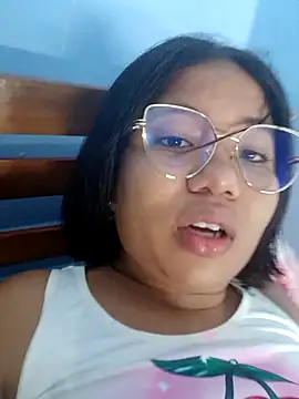 little onixx online show from 10.15.25