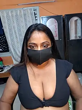 queendivya online show from 05.20.26