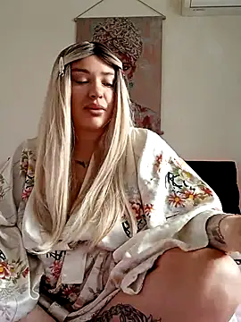 mariabloom9 online show from 12.04.25