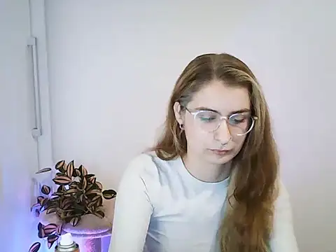 NinaBlond1 online show from 01.09.26