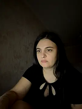 SweetBerryX online show from 10.06.25