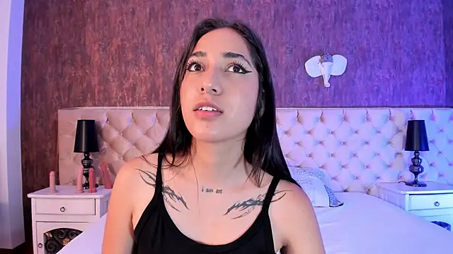 LiaaTurner online show from 10.07.25