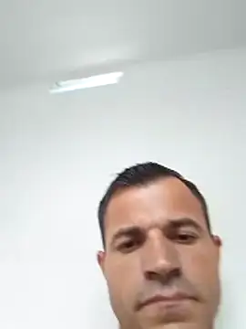 Snapshot of Claudiokkkkk chatting on 11.01.25 Claudiokkkkk online show from 11.01.25