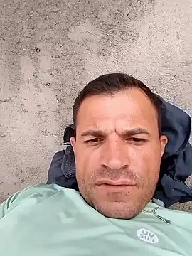 Snapshot of Claudiokkkkk chatting on 12.17.25 Claudiokkkkk online show from 12.17.25