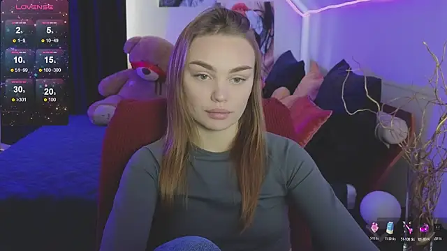 KitsyMoore online show from 10.21.25