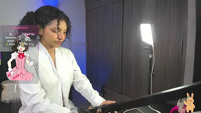 natalia blue online show from 10.14.25