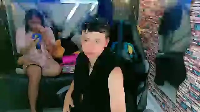 Snapshot of Twindesires chatting on 09.20.25 Twindesires online show from 09.20.25