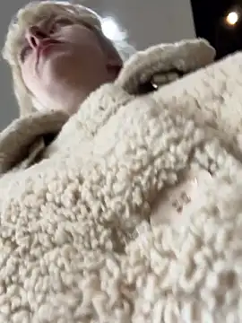 RonnieKiss online show from 11.11.25