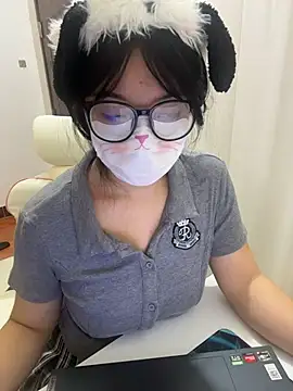 AZ37866 online show from 11.06.25