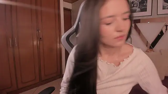 HaathorX online show from 10.18.25