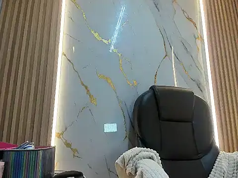 Snapshot of Marian_Cristal chatting on 06.29.26 Marian Cristal online show from 06.29.26