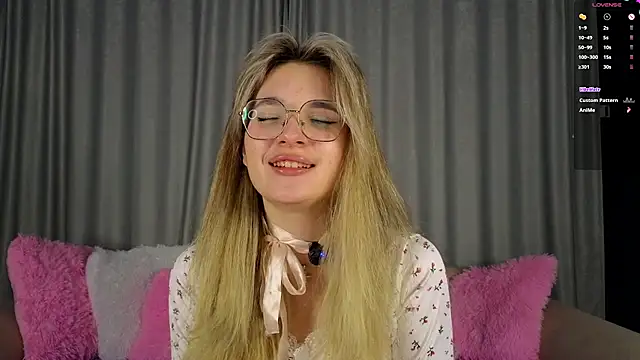 vivyboo111 online show from 11.22.25