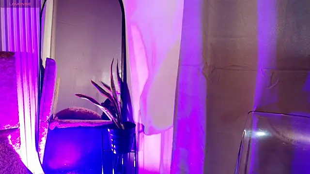 Missdionne curly online show from 03.27.26