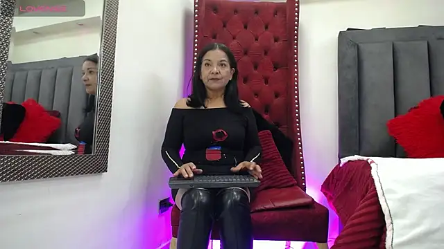 Snapshot of EvaGoddess_ chatting on 01.31.26 EvaGoddess online show from 01.31.26