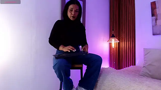 Snapshot of EvaGoddess_ chatting on 06.07.26 EvaGoddess online show from 06.07.26