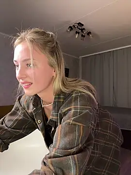 Mally Say online show from 10.05.25