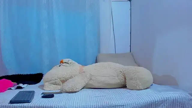 Snapshot of Maturealiciaray chatting on 10.23.25 Maturealiciaray online show from 10.23.25