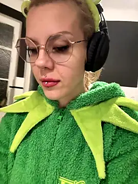 tacodeluxxxe online show from 11.19.25