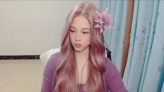 Cherry S online show from 10.21.25