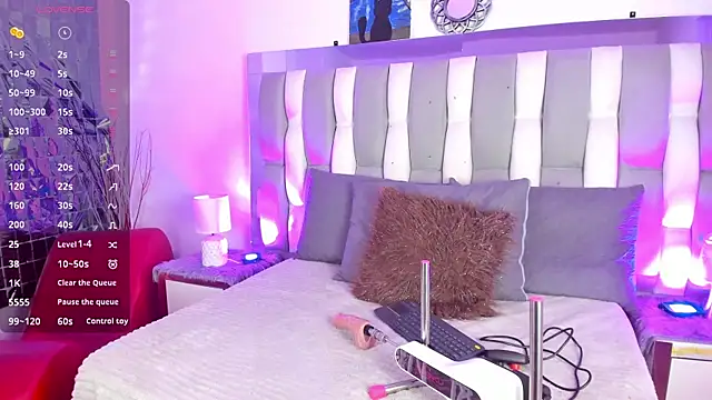 IsaDiiaz online show from 11.07.25