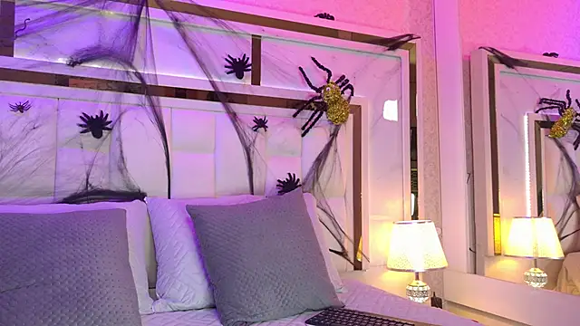 samanthaa sm online show from 10.30.25