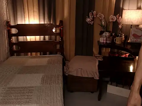 Snapshot of Jastine_hunk chatting on 04.02.26 Jastine hunk online show from 04.02.26