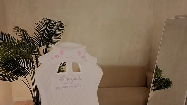 kianawhite online show from 11.20.25