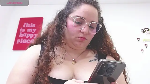 AmandaaWats online show from 04.11.26