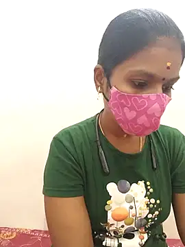 Snapshot of Tamil_Yalini12 chatting on 10.14.25 Tamil Yalini12 online show from 10.14.25